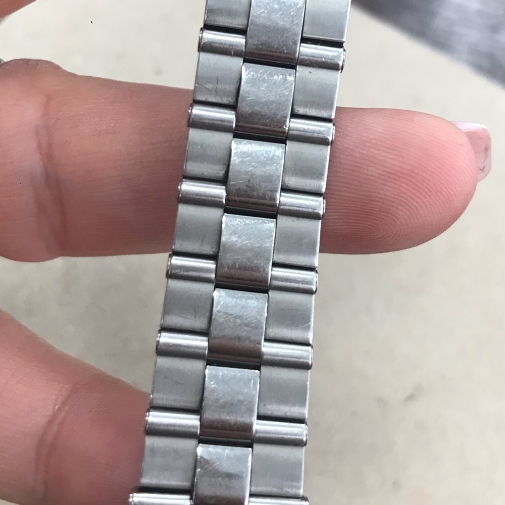 Women’s Movado watch - Picture 2 of 4